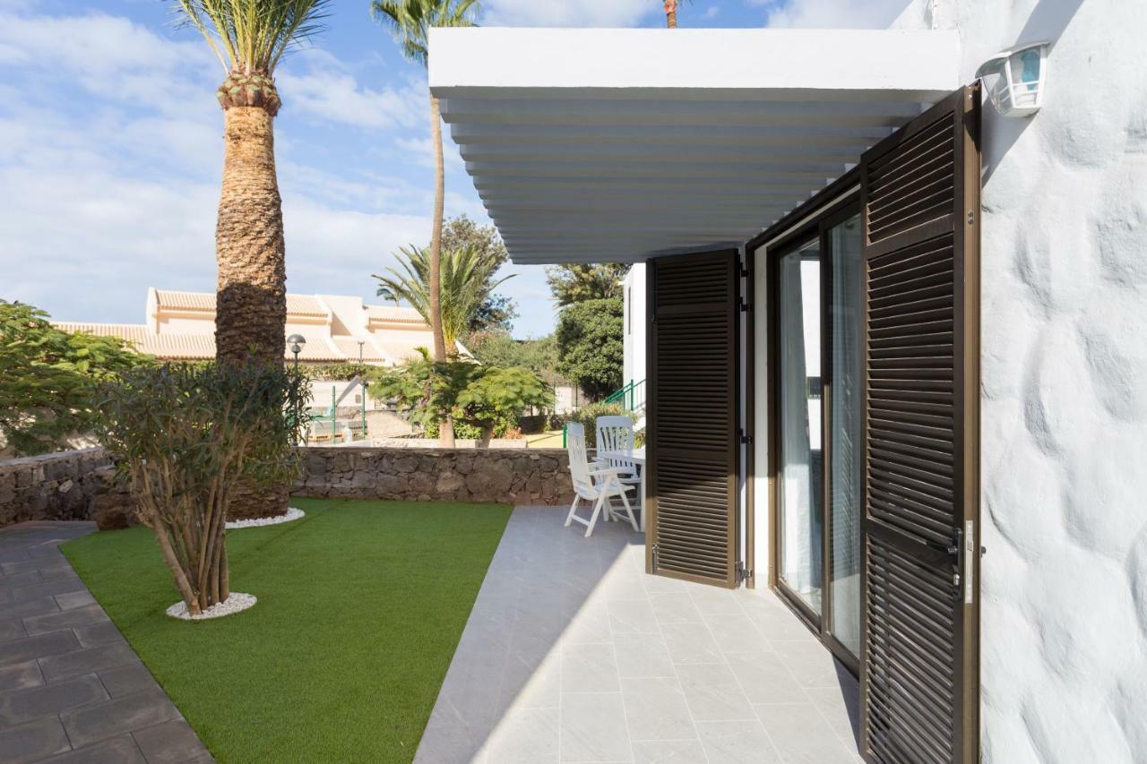 241 Quiet Bungalow With Terrace And Barbecue Playa de las Américas Buitenkant foto