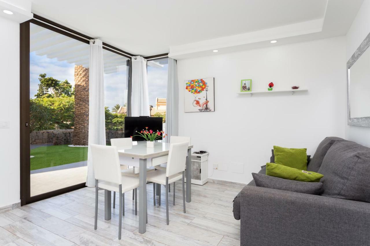 241 Quiet Bungalow With Terrace And Barbecue Playa de las Américas Buitenkant foto